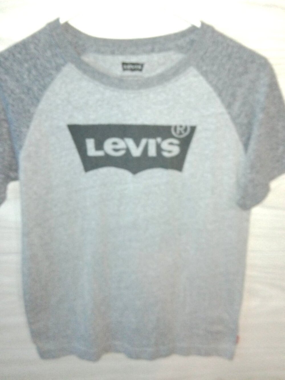 Levi's T-Shirt Tee Boy's Size Large Gray Short Sleeves Cotton Polyester Blend